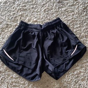 Lululemon Running shorts - Tracker Low-Rise Lined Short 4”